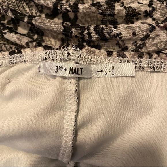 Sneakskin Pattern Black and White Bodycon Dress size L - Picture 8 of 10